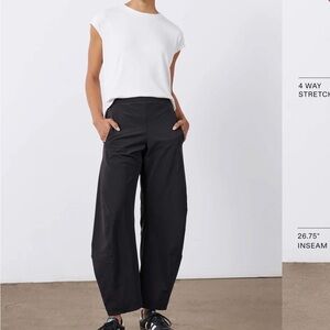 Brand new with tags! RUTI on the loose barrel Black Women's Pants